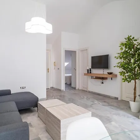 Apartment Cozy In With Wifi Fuengirola